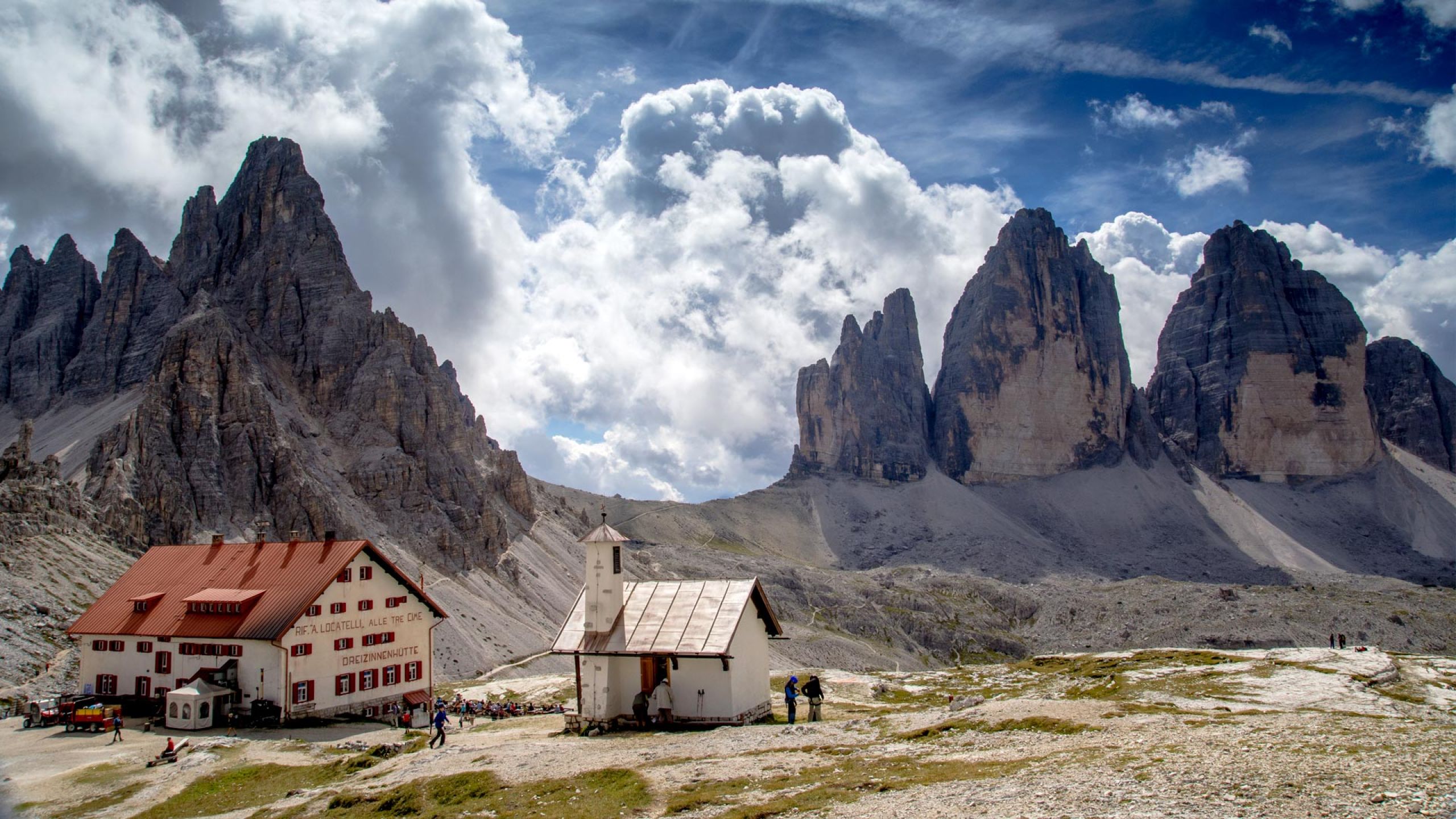 Autobus turistici per vaggi di Gruppo